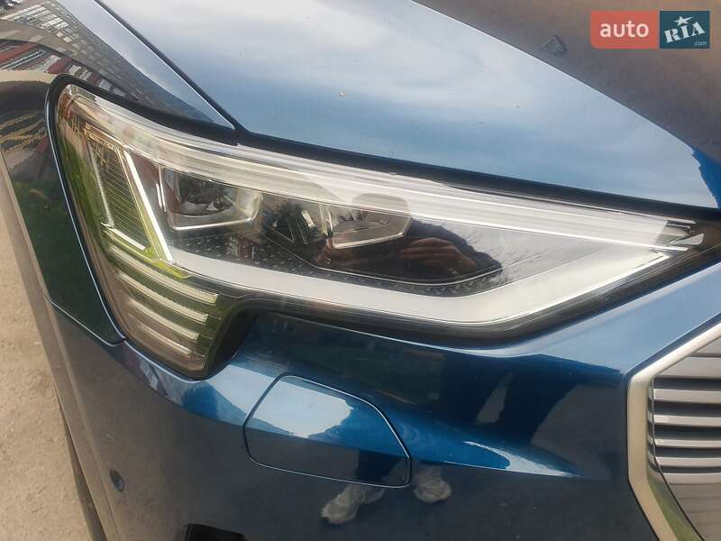 Внедорожник / Кроссовер Audi e-tron 2019 в Хмельницком