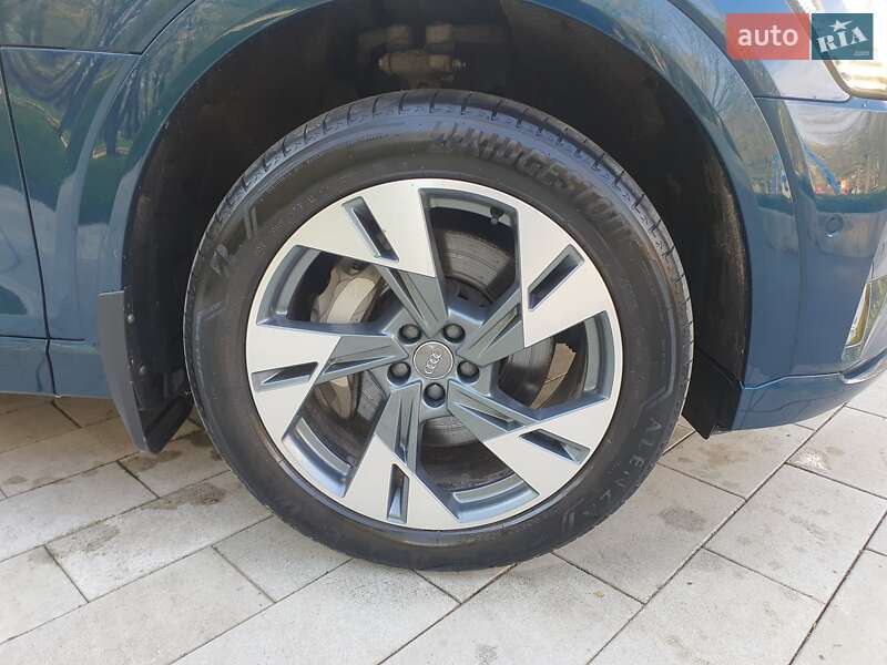 Внедорожник / Кроссовер Audi e-tron 2019 в Хмельницком