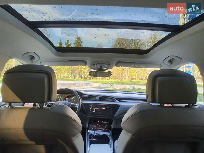 Внедорожник / Кроссовер Audi e-tron 2019 в Хмельницком