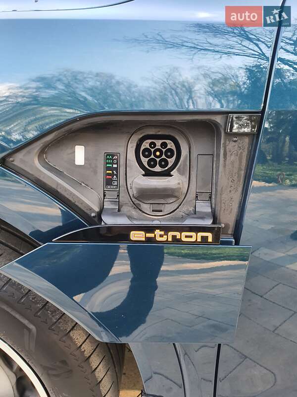 Внедорожник / Кроссовер Audi e-tron 2019 в Хмельницком