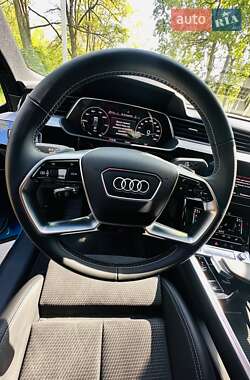 Внедорожник / Кроссовер Audi e-tron 2020 в 