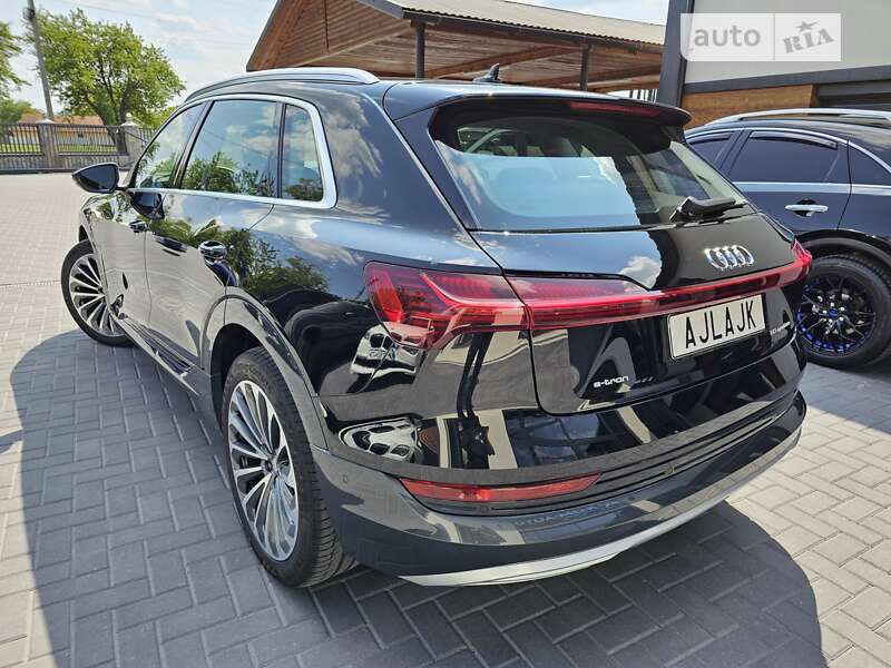 Позашляховик / Кросовер Audi e-tron 2020 в Коломиї