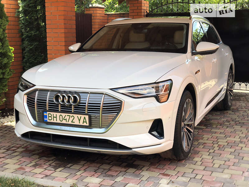 Внедорожник / Кроссовер Audi e-tron 2019 в Измаиле