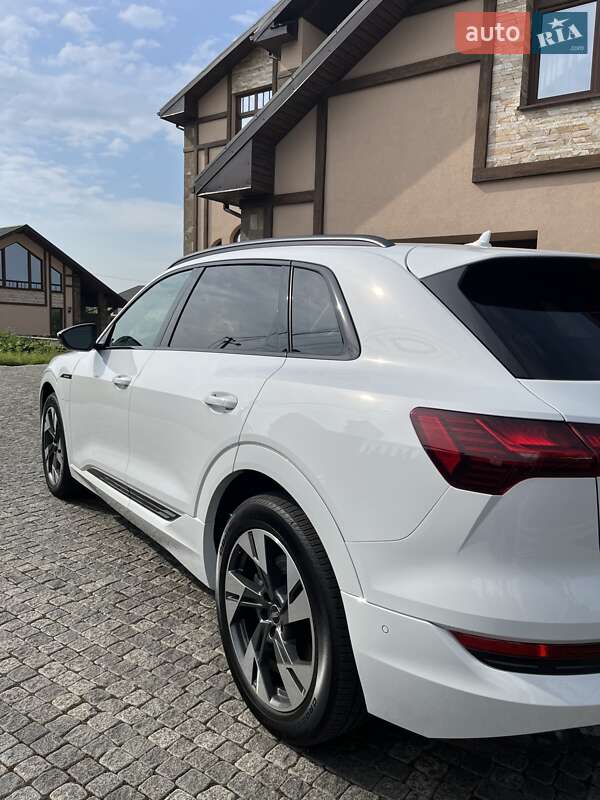 Внедорожник / Кроссовер Audi e-tron 2021 в Хмельницком