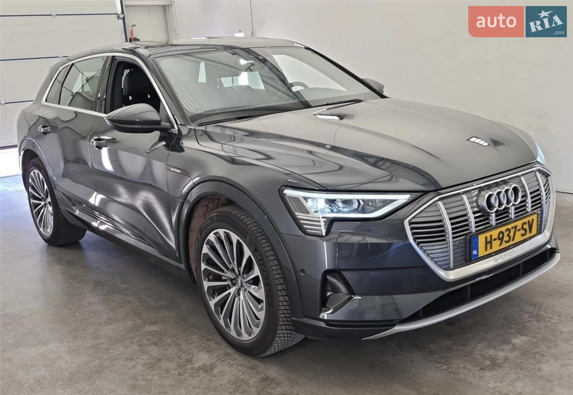 2020 Audi e-tron - мініатюра 29