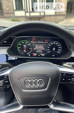 Позашляховик / Кросовер Audi e-tron 2019 в Тернополі