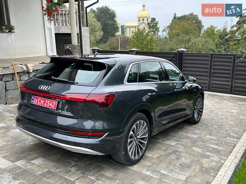 Внедорожник / Кроссовер Audi e-tron 2020 в Львове