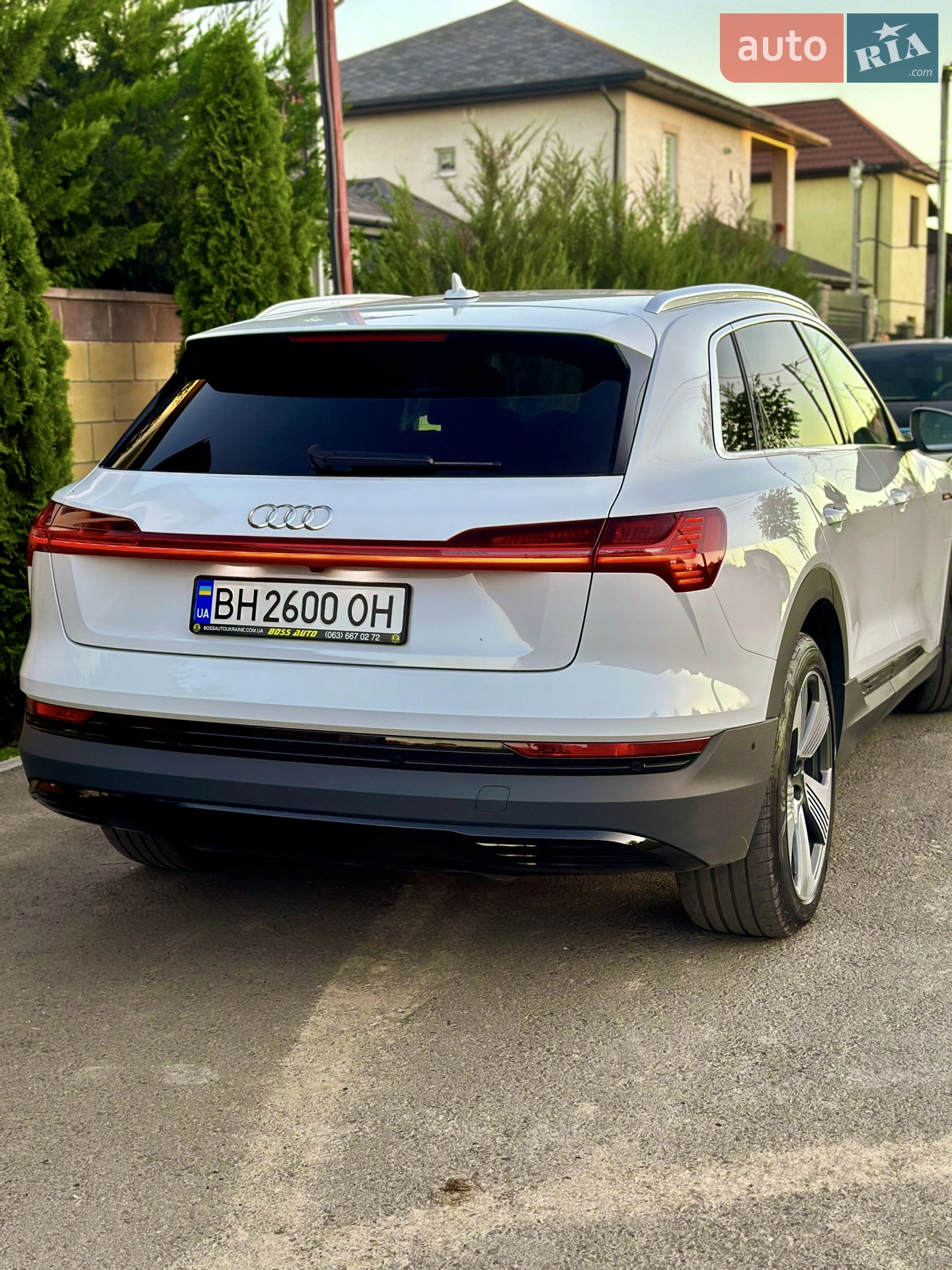 2020 Audi e-tron - мініатюра 6