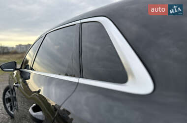 Внедорожник / Кроссовер Audi e-tron 2019 в 