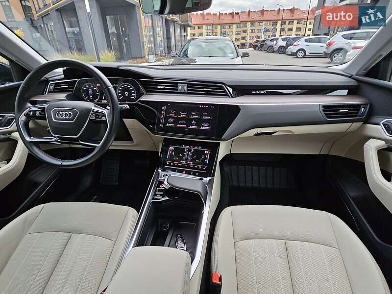 Внедорожник / Кроссовер Audi e-tron 2021 в Львове