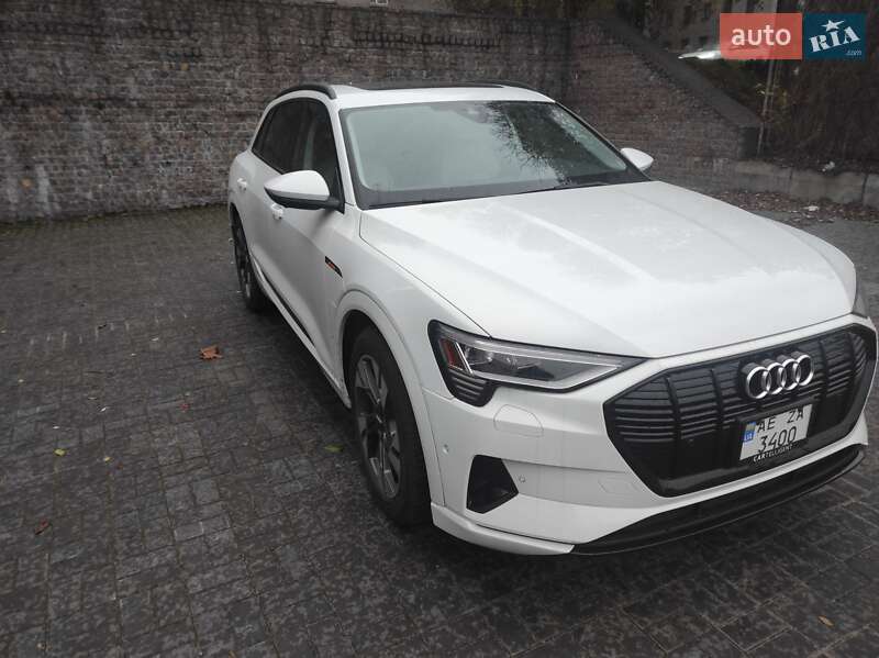 Внедорожник / Кроссовер Audi e-tron 2022 в Каменском фото 6 Внедорожник / Кроссовер Audi e-tron 2022 в Каменском