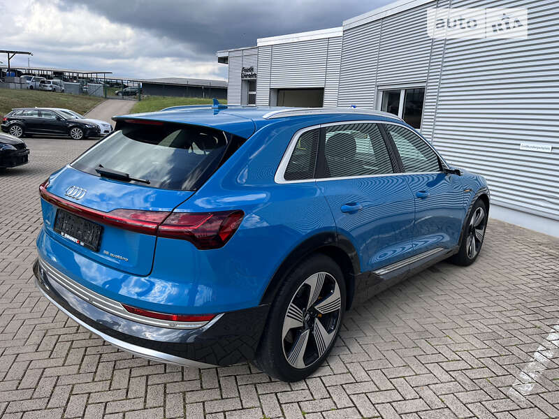 Внедорожник / Кроссовер Audi e-tron 2019 в Днепре фото 4 Внедорожник / Кроссовер Audi e-tron 2019 в Днепре