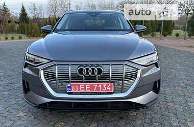 Внедорожник / Кроссовер Audi e-tron 2020 в 