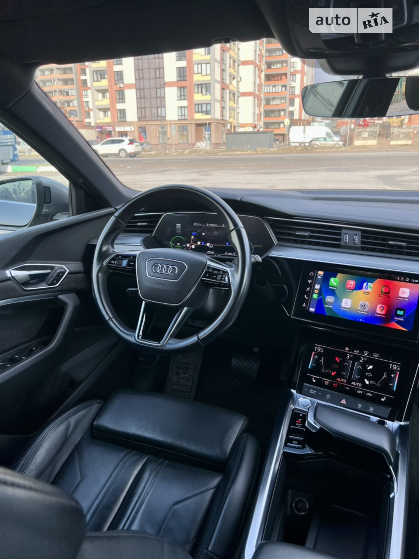 2019 Audi e-tron - мініатюра 30