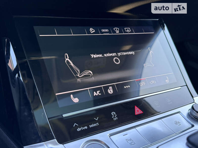 Внедорожник / Кроссовер Audi e-tron 2020 в Черновцах