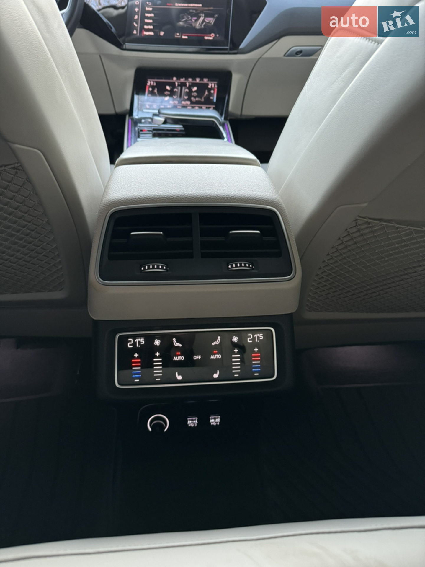 2019 Audi e-tron - мініатюра 21