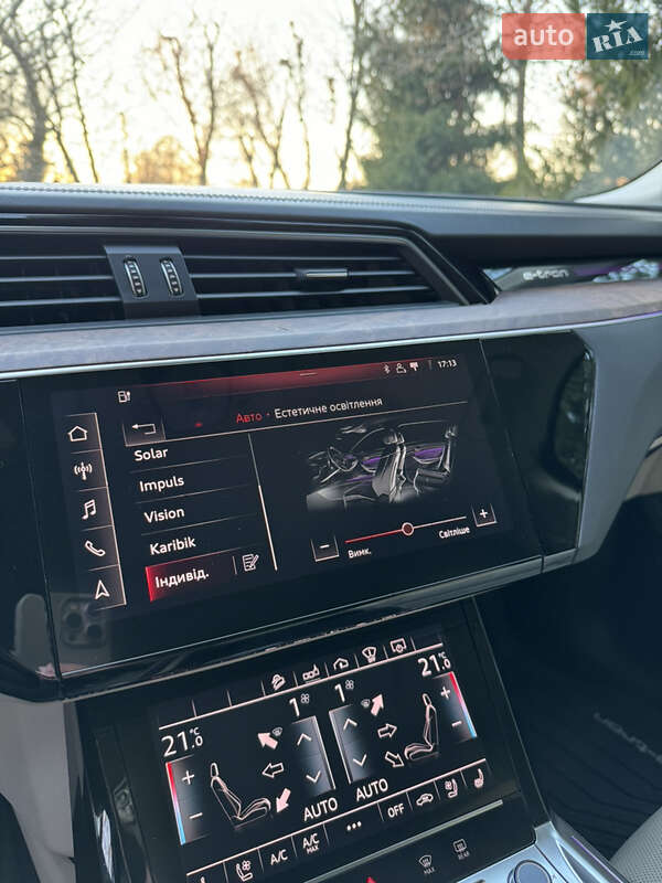 Внедорожник / Кроссовер Audi e-tron 2019 в Львове