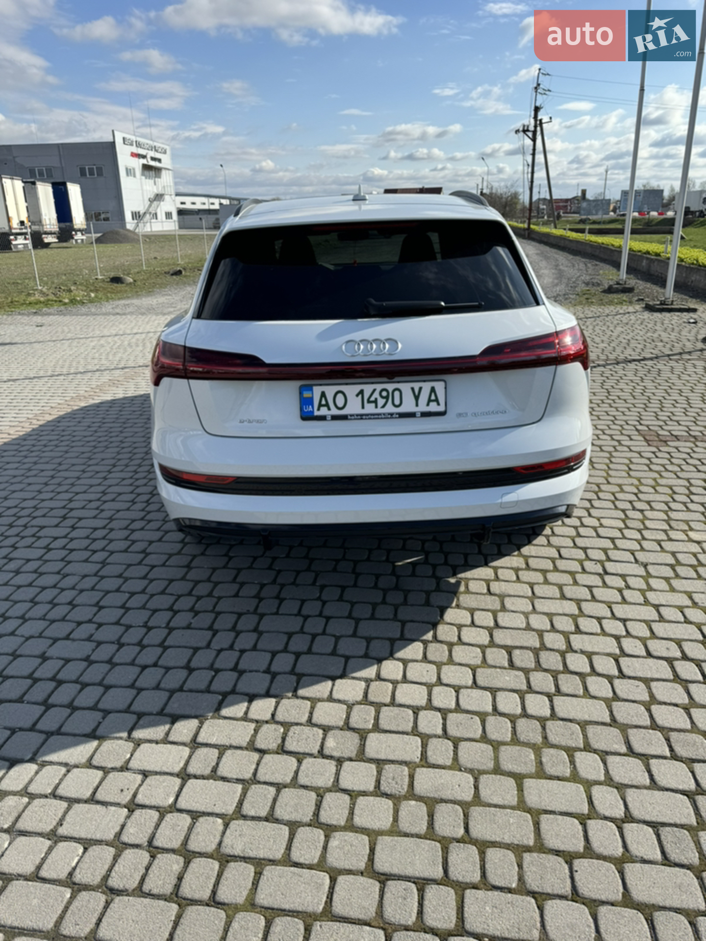 2020 Audi e-tron - мініатюра 18