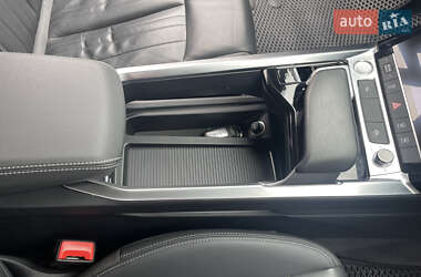 Позашляховик / Кросовер Audi e-tron 2019 в Косові