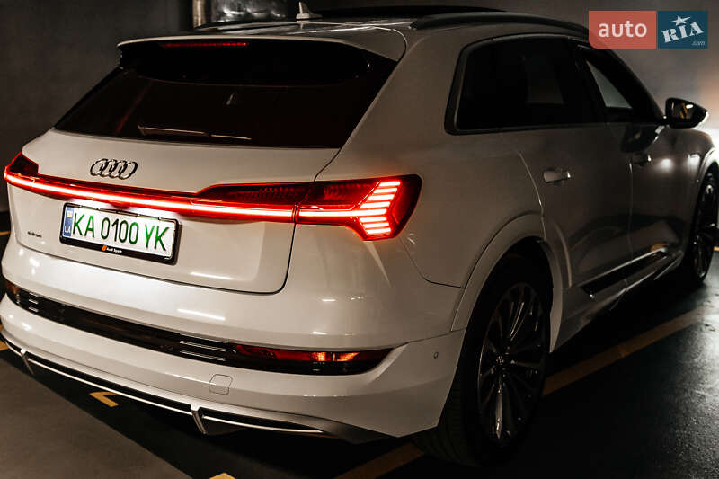 Внедорожник / Кроссовер Audi e-tron 2019 в Киеве фото 7 Внедорожник / Кроссовер Audi e-tron 2019 в Киеве