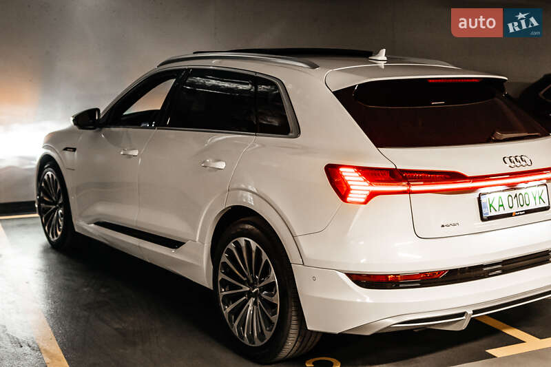 Внедорожник / Кроссовер Audi e-tron 2019 в Киеве фото 5 Внедорожник / Кроссовер Audi e-tron 2019 в Киеве