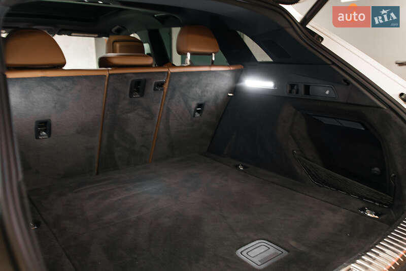 Внедорожник / Кроссовер Audi e-tron 2019 в Киеве фото 50 Внедорожник / Кроссовер Audi e-tron 2019 в Киеве