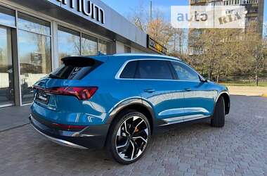 Внедорожник / Кроссовер Audi e-tron 2019 в Киеве