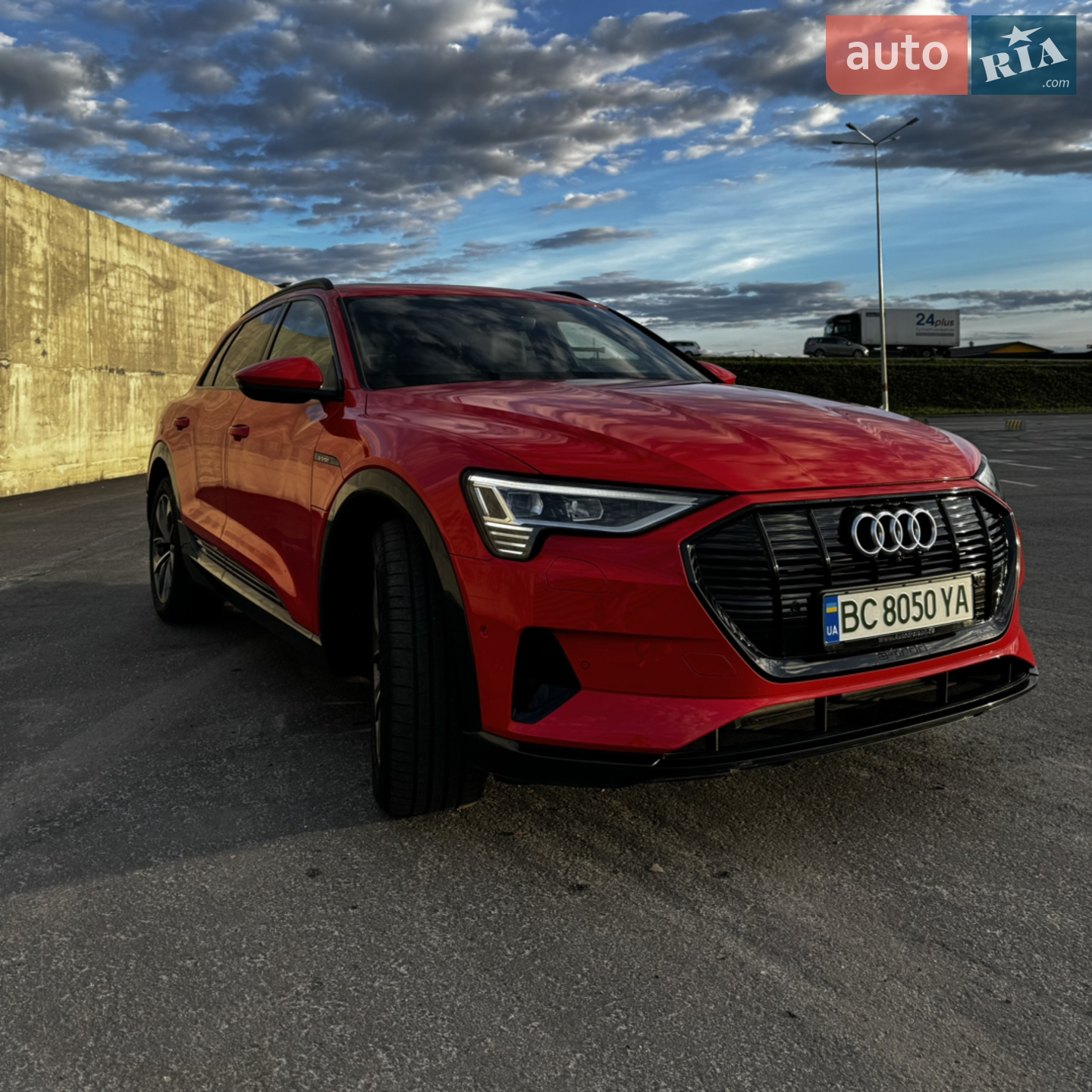 2019 Audi e-tron - мініатюра 7