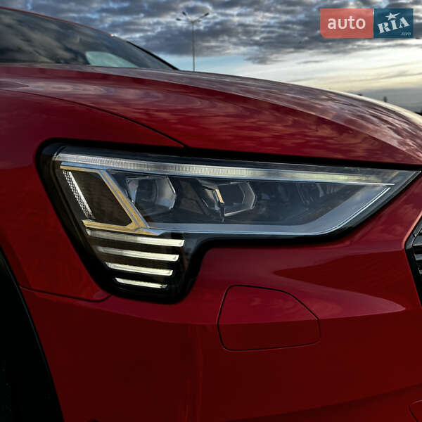 Позашляховик / Кросовер Audi e-tron 2019 в Львові