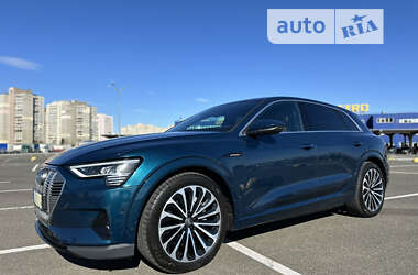 Внедорожник / Кроссовер Audi e-tron 2019 в Киеве