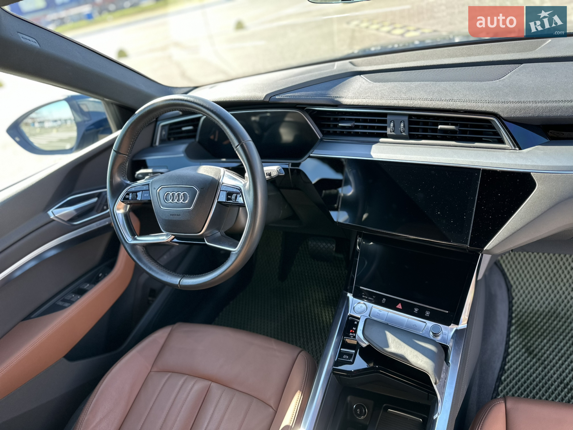 2019 Audi e-tron - мініатюра 22