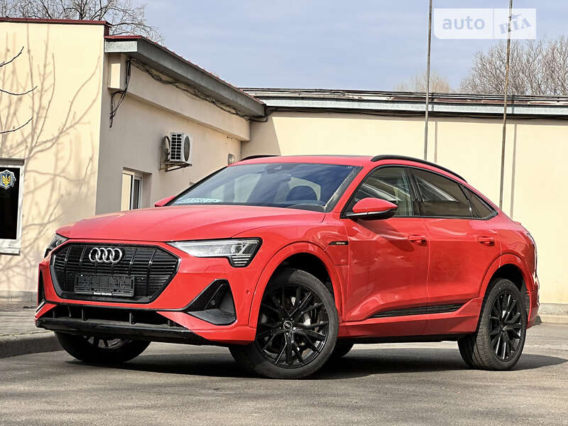 Внедорожник / Кроссовер Audi e-tron 2021 в Киеве фото 4 Внедорожник / Кроссовер Audi e-tron 2021 в Киеве