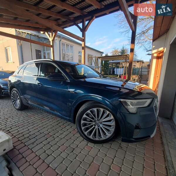 Внедорожник / Кроссовер Audi e-tron 2019 в Тернополе