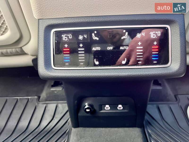 Позашляховик / Кросовер Audi e-tron 2023 в Івано-Франківську фото 26 Позашляховик / Кросовер Audi e-tron 2023 в Івано-Франківську