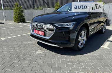 Внедорожник / Кроссовер Audi e-tron 2020 в Черновцах