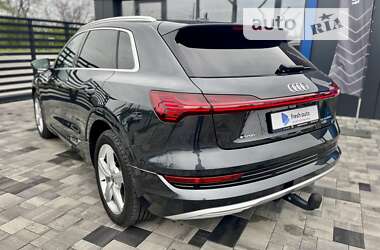 Позашляховик / Кросовер Audi e-tron 2021 в Рівному