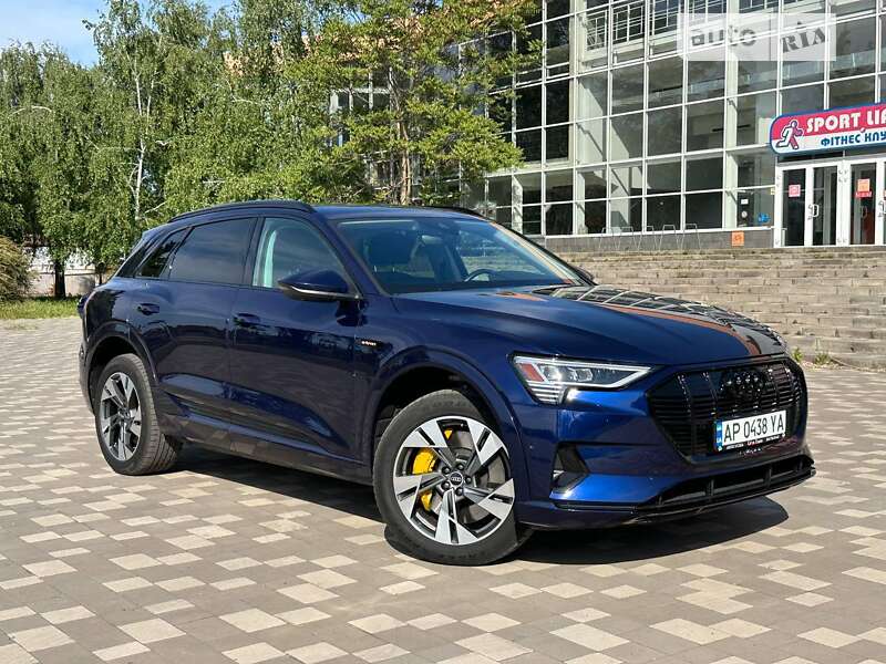 Внедорожник / Кроссовер Audi e-tron 2021 в Днепре