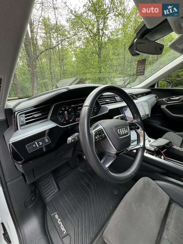 Позашляховик / Кросовер Audi e-tron 2019 в Івано-Франківську