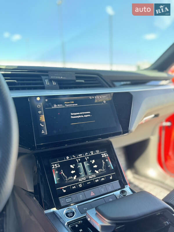 Внедорожник / Кроссовер Audi e-tron 2022 в Мукачево