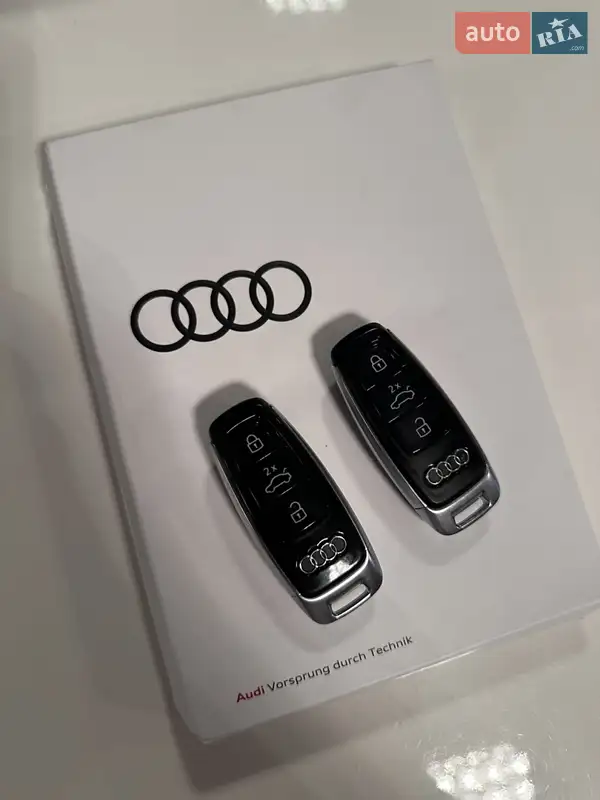 Внедорожник / Кроссовер Audi e-tron 2022 в Киеве документ