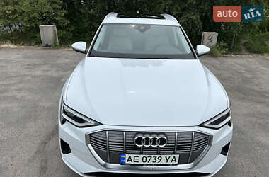 Внедорожник / Кроссовер Audi e-tron 2019 в Днепре