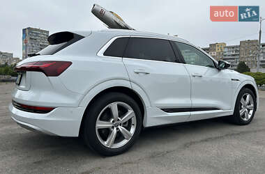 Внедорожник / Кроссовер Audi e-tron 2019 в Днепре