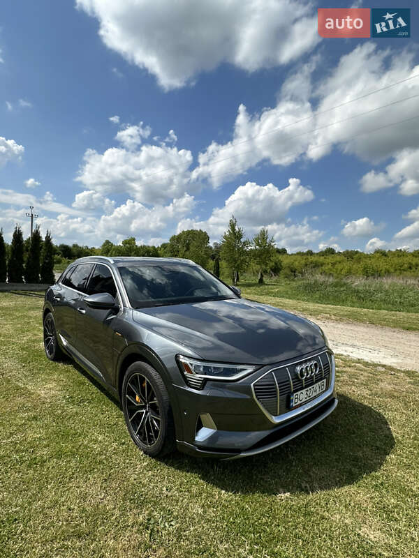 Внедорожник / Кроссовер Audi e-tron 2019 в Львове