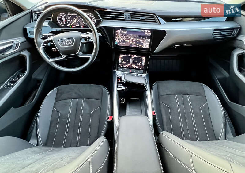 Позашляховик / Кросовер Audi e-tron 2019 в Самборі фото 35 Позашляховик / Кросовер Audi e-tron 2019 в Самборі