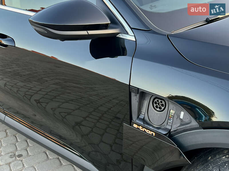 Позашляховик / Кросовер Audi e-tron 2019 в Самборі фото 39 Позашляховик / Кросовер Audi e-tron 2019 в Самборі