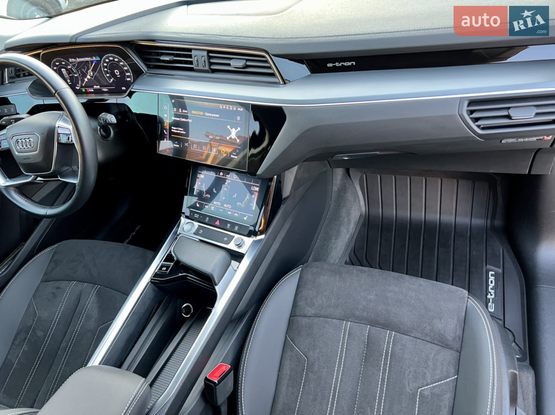 2019 Audi e-tron - мініатюра 102