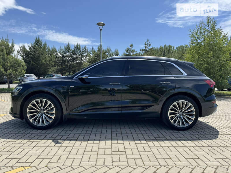 Внедорожник / Кроссовер Audi e-tron 2019 в Дрогобыче фото 9 Внедорожник / Кроссовер Audi e-tron 2019 в Дрогобыче
