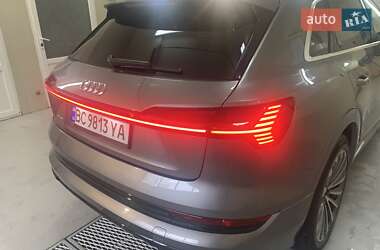 Внедорожник / Кроссовер Audi e-tron 2019 в 