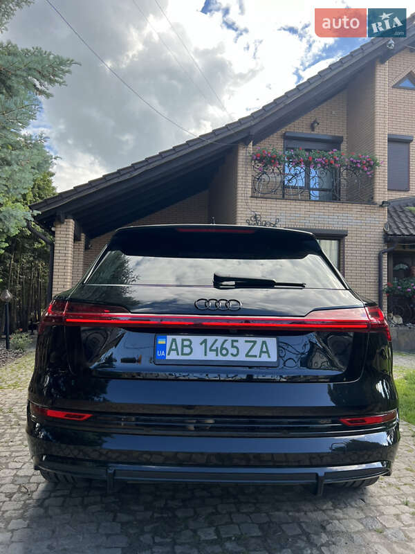 Внедорожник / Кроссовер Audi e-tron 2020 в Виннице