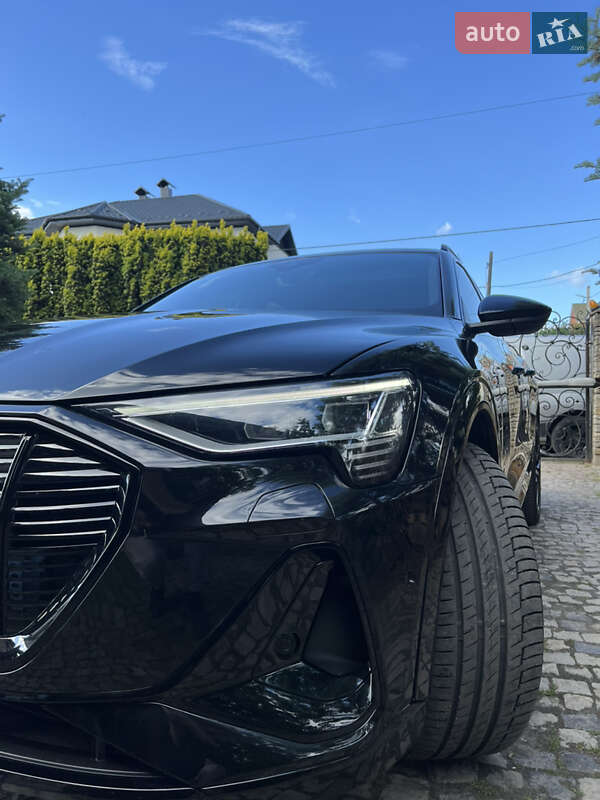 Внедорожник / Кроссовер Audi e-tron 2020 в Виннице